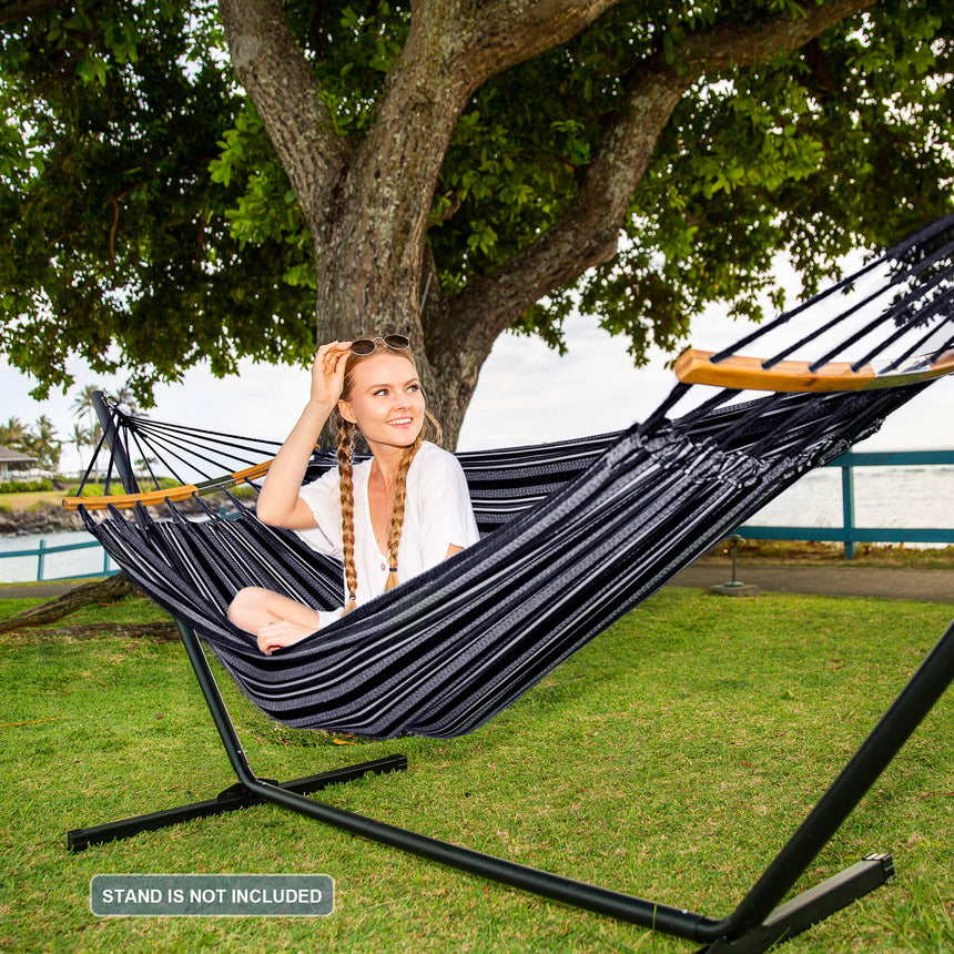 SUNCREAT-Hammock-with-Curved-Bamboo-Spreader-Bar#color_black