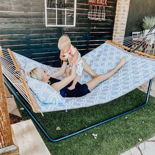 SUNCREAT-Portable-Hammock-with-Bamboo-Spreader-Bar-Green#color_green